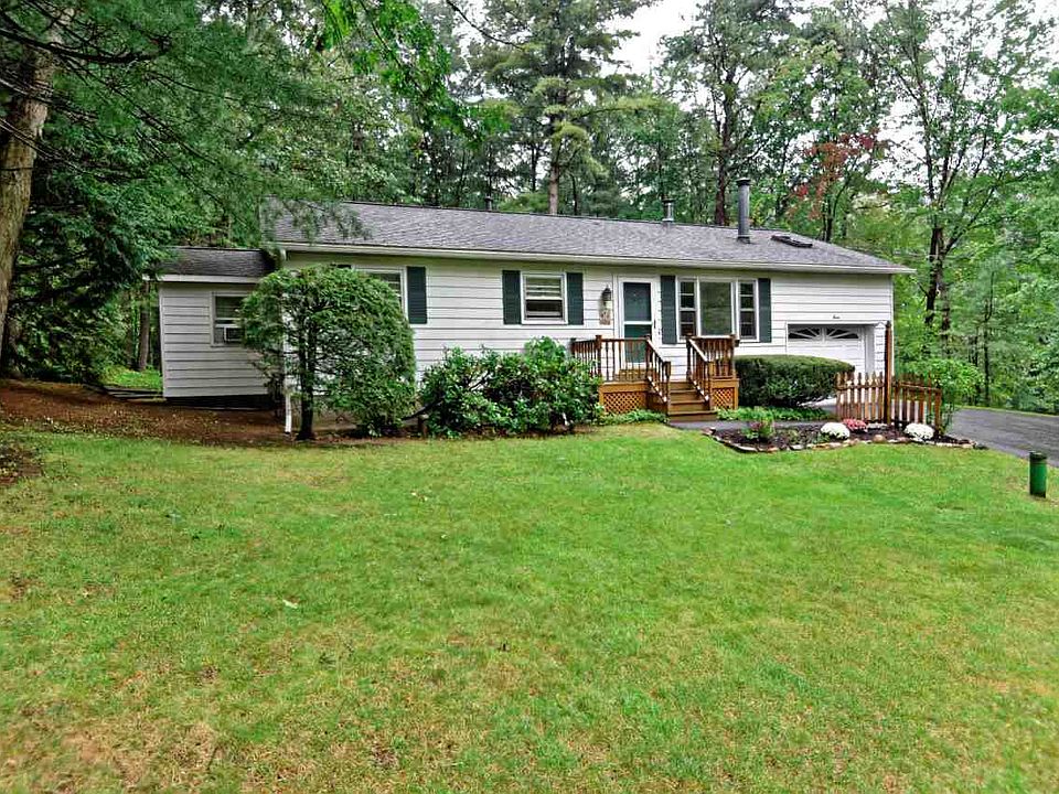 1st image of 3 Birchwood Ct