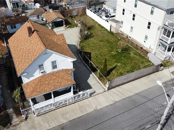 9 Elmdale Ave, Providence, RI 02909