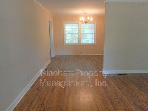 2nd image of 1530 Cameron Dr