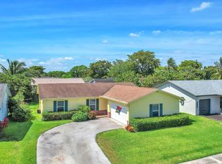 11010 NW 27th Pl, Sunrise, FL 33322