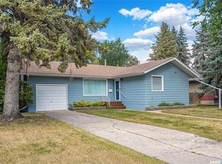 301 Cascade St, Saskatoon, SK S7J0M4