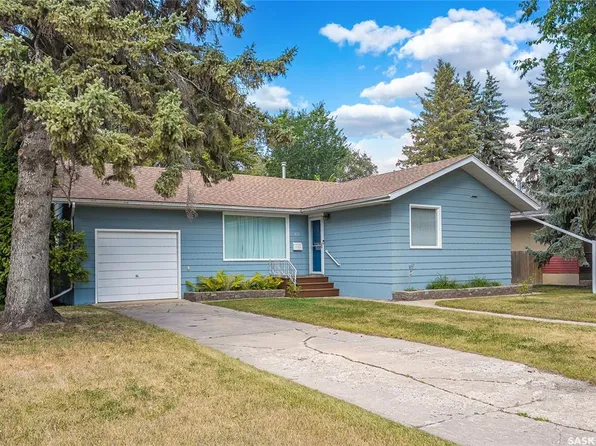 301 CASCADE STREET, Saskatoon, SK S7J 0M4