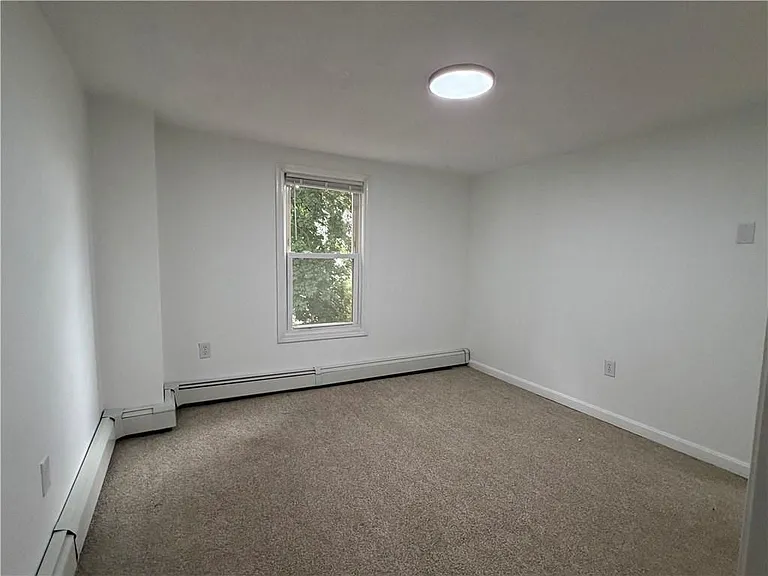38 Marion Ave — Photo 20