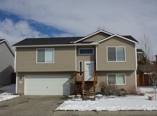 1960 NW Bella Vista Dr, Pullman, WA 99163