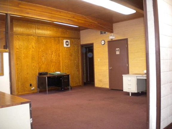 4th image of 401 May St