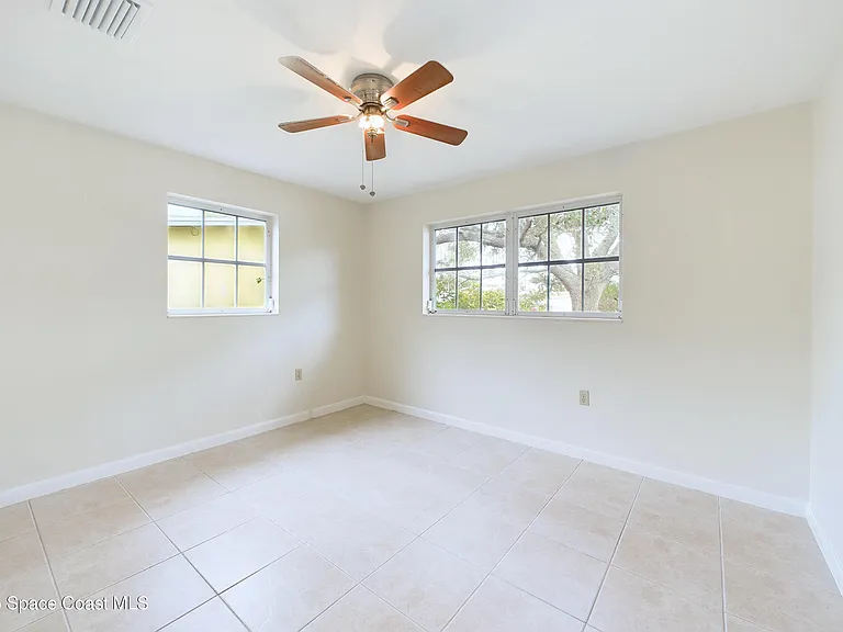 1202 Yacht Club Blvd — Photo 17