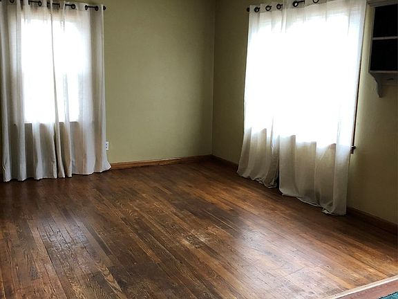 4th image of 846 Stibbs St
