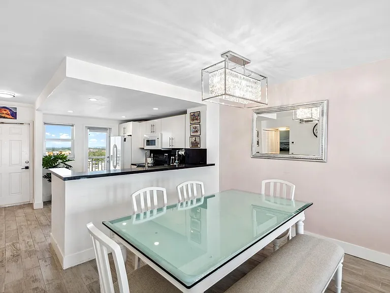750 N Ocean Blvd #1507 — Photo 8