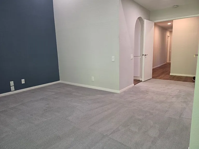 27351 Allariz — Photo 18