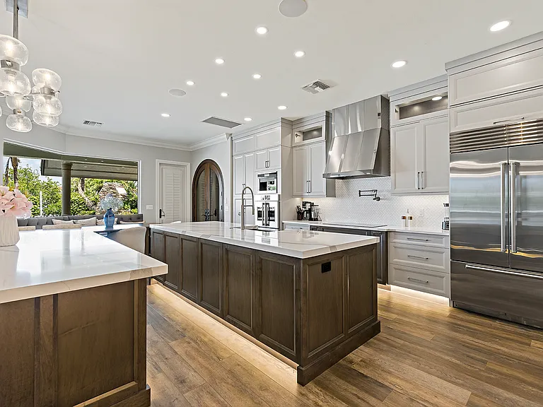 1435 Osprey Ave — Photo 8