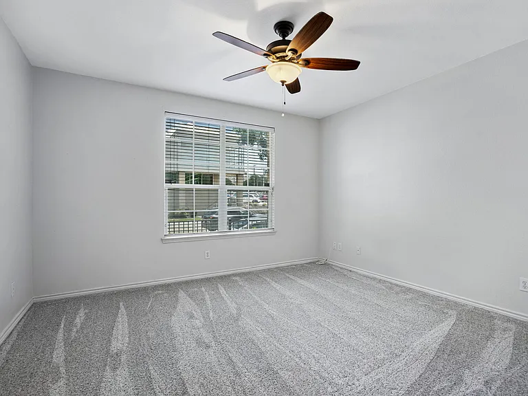 950 Henderson St #1104 — Photo 9