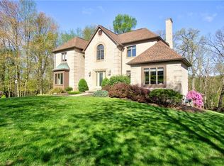 122 Northbrook Dr, Gibsonia, PA