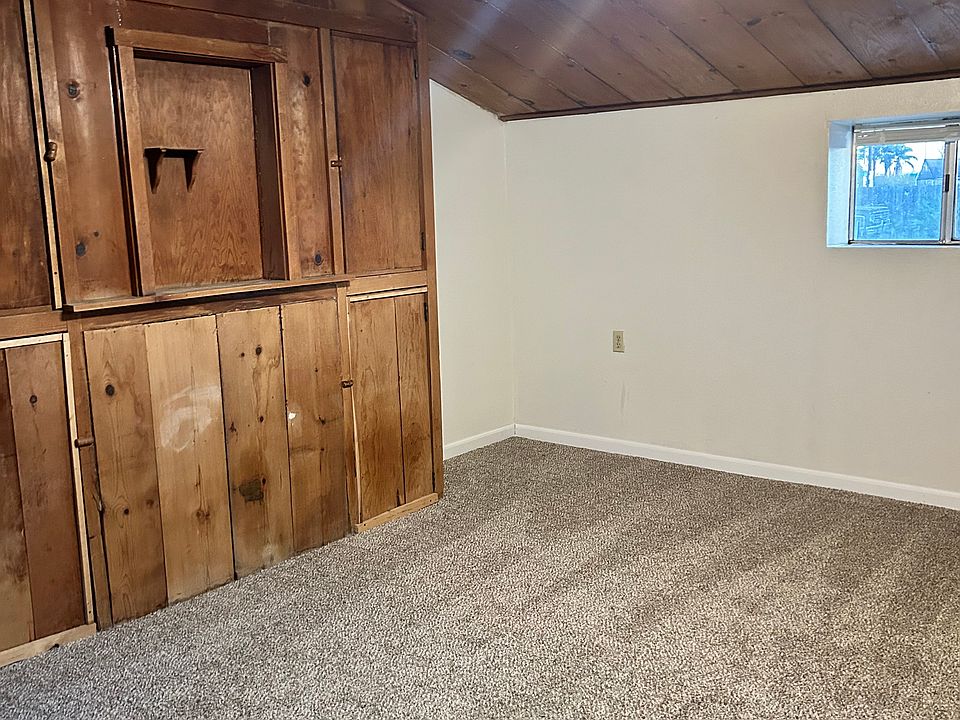 2nd image of 5071 N Lincoln Blvd