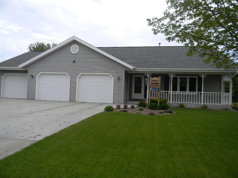 2nd image of 132 Westridge Dr