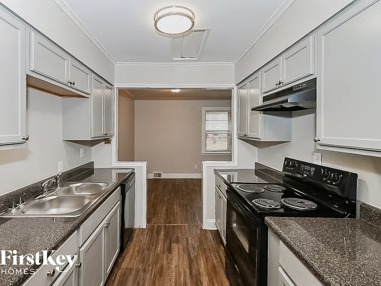 5442 Blackwell Rd — Photo 5