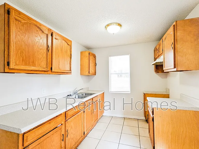 5363 Tequesta Ct — Photo 2