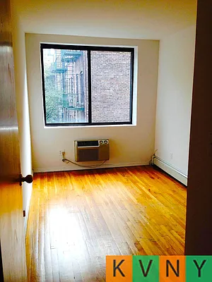 Rented by KVNY Soho | media 60