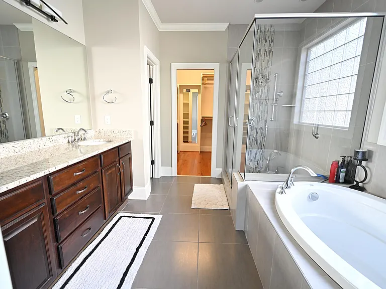 5604 Clearsprings Dr — Photo 21