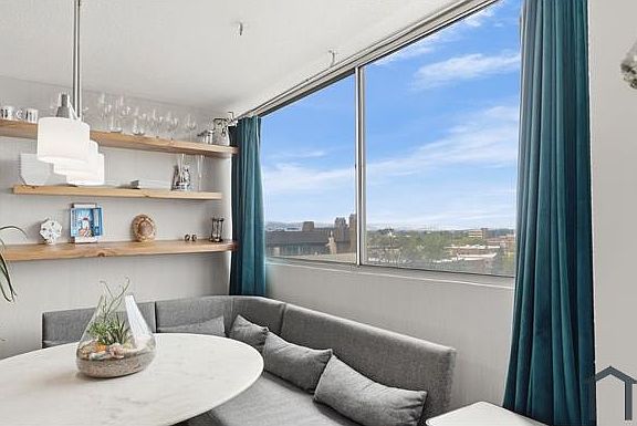 5th image of 1155 Ash St APT 806