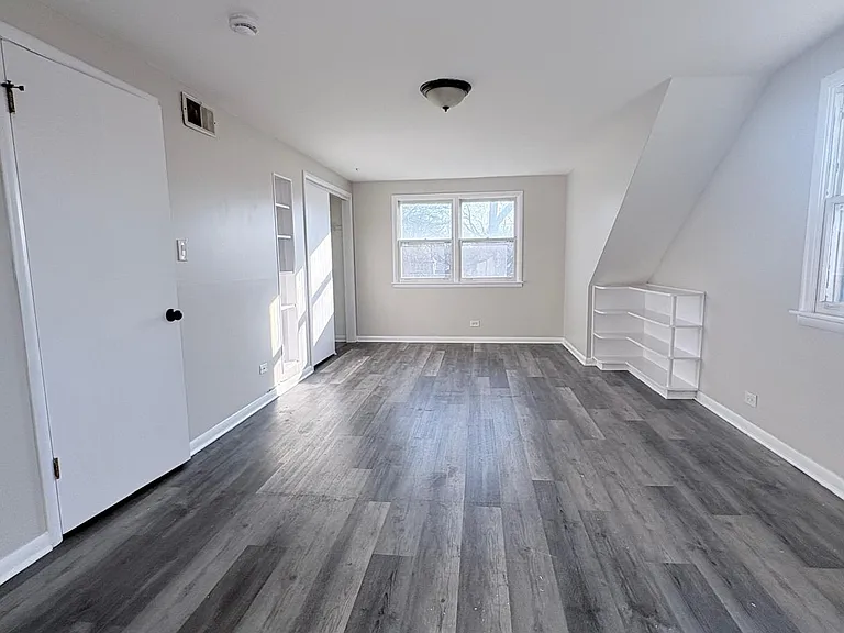 825 Norfolk Ave — Photo 3
