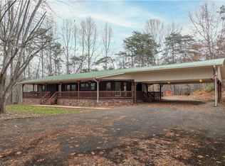 102 Village Main Trl, Mount Airy, NC 27030