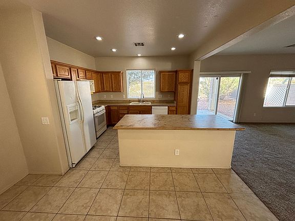 4th image of 7116 Estrella De Mar Ave