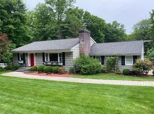 12 Billingsley Trl, Goldens Bridge, NY 10526