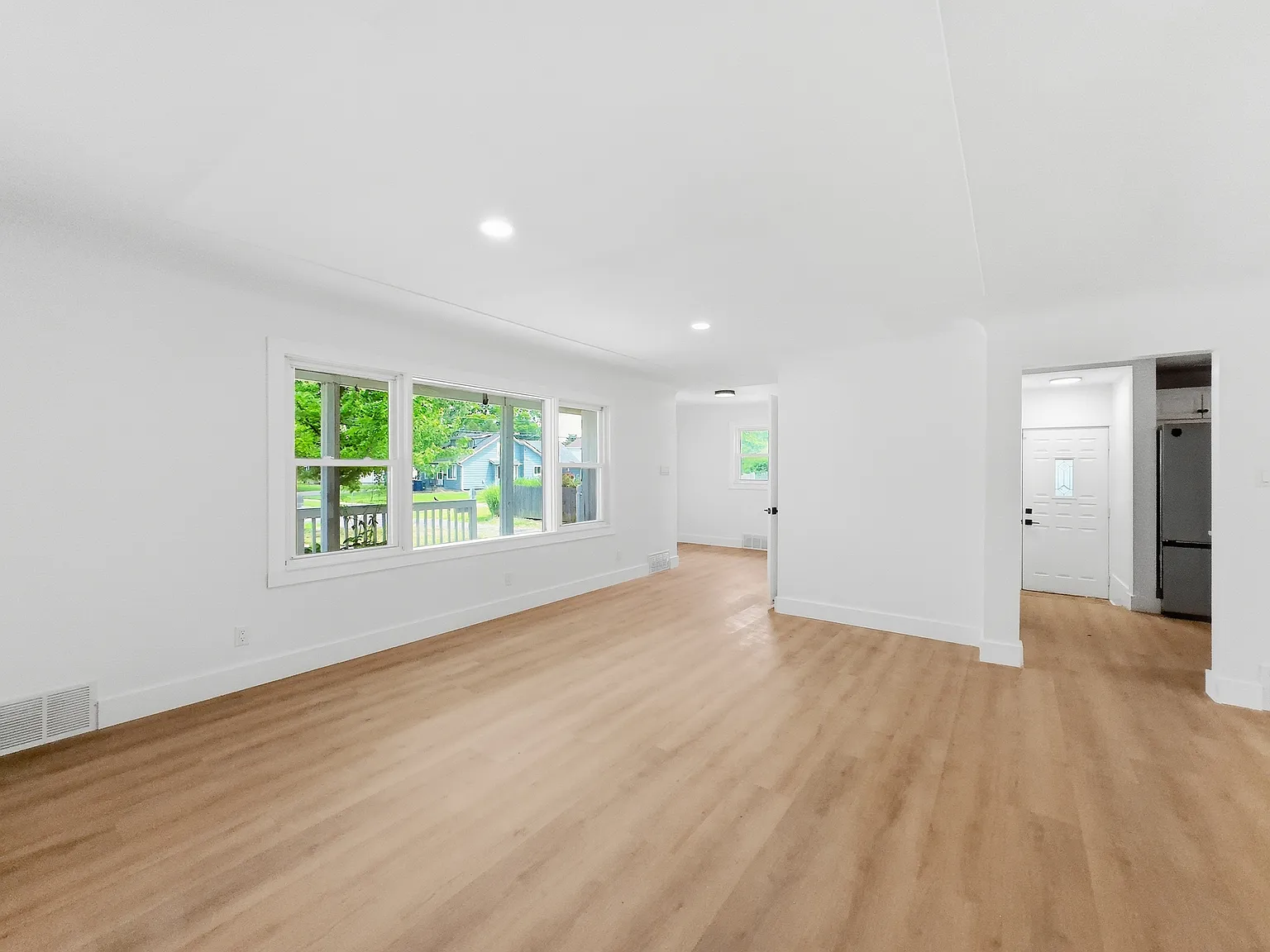 59 North Lynn Ave - 1 — Photo 1