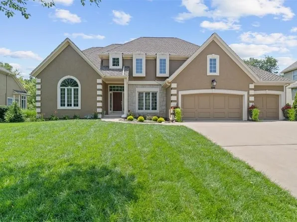 4217 W 150th St, Leawood, KS 66224