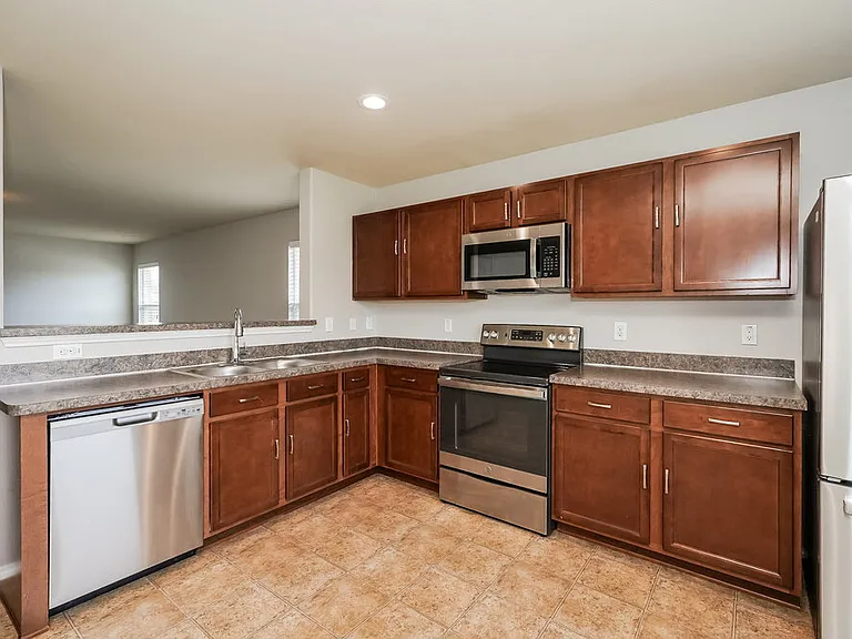 12640 Lost Prairie Dr — Photo 9