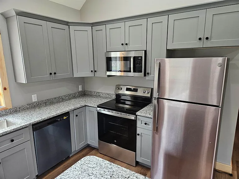 23 Steele Dr #23 — Photo 6
