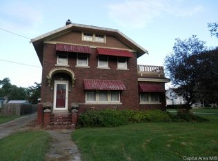 805 Beecher Ave, Galesburg, IL 61401