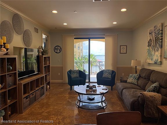3rd image of 2351 Lakeview Dr Unit 311