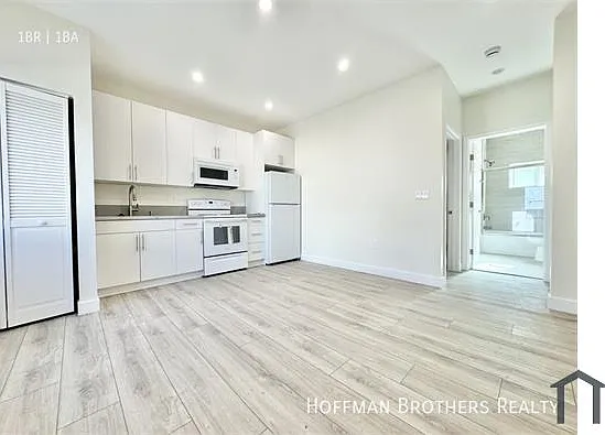 2945 S West Blvd #A — Photo 1