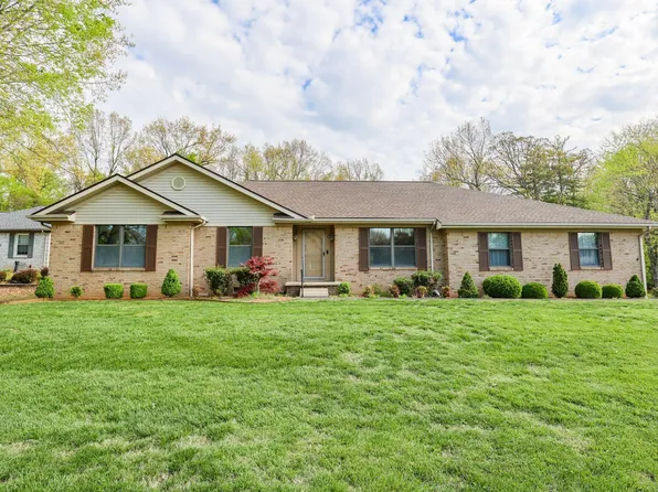 28 Martin Cir, Paducah, KY 42001