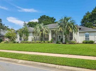 5950 Osprey Pl, Pensacola, FL 32504