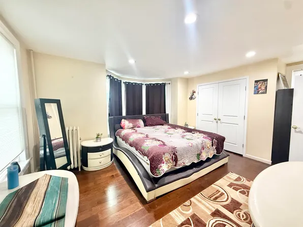 69 Humphrey Avenue image 17 of 41