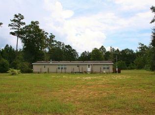 53110 S. Raines Rd., Folsom, LA 70437