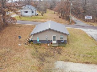 424 Claymine Dr, Fulton, MO 65251