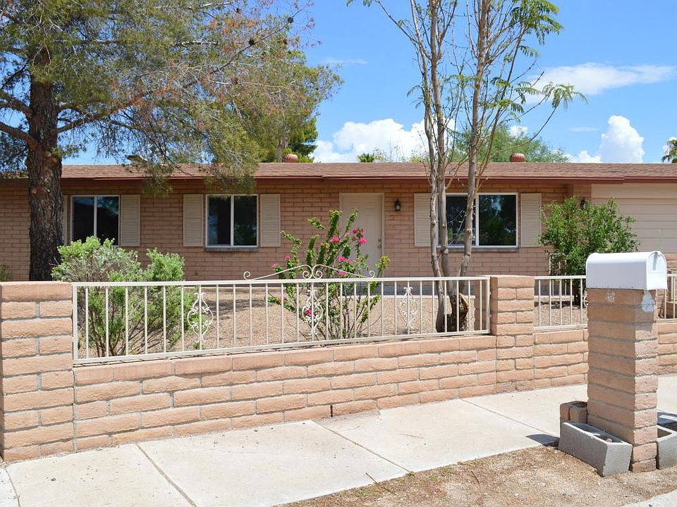 1st image of 7915 E Almond Pl