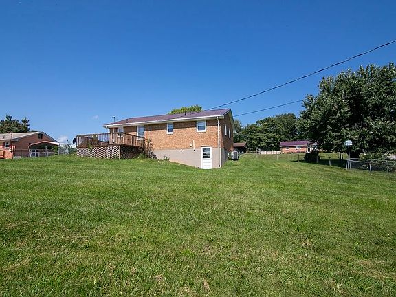 4th image of 5770 Dalton Dr