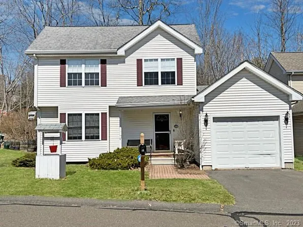 22 Old Line Lane #22, Canton, CT 06019