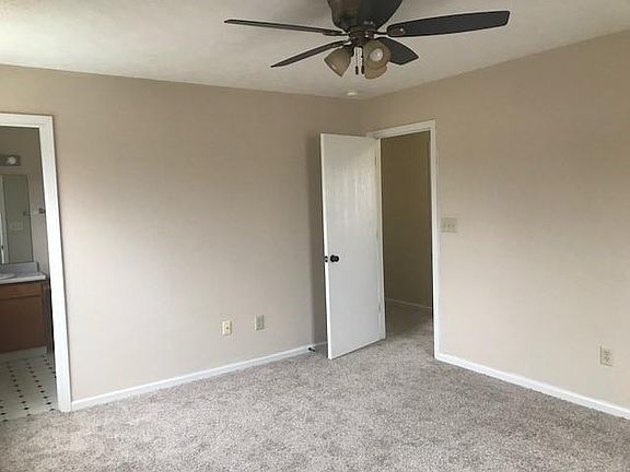 4th image of 927 Royce Dr