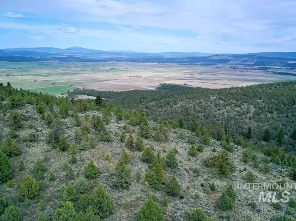S Poe Valley Rd, Klamath Falls, OR 97603