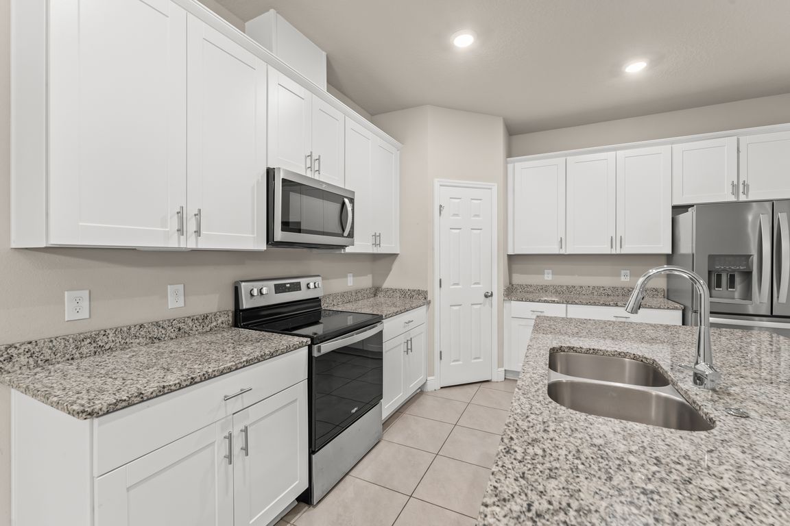 next background image