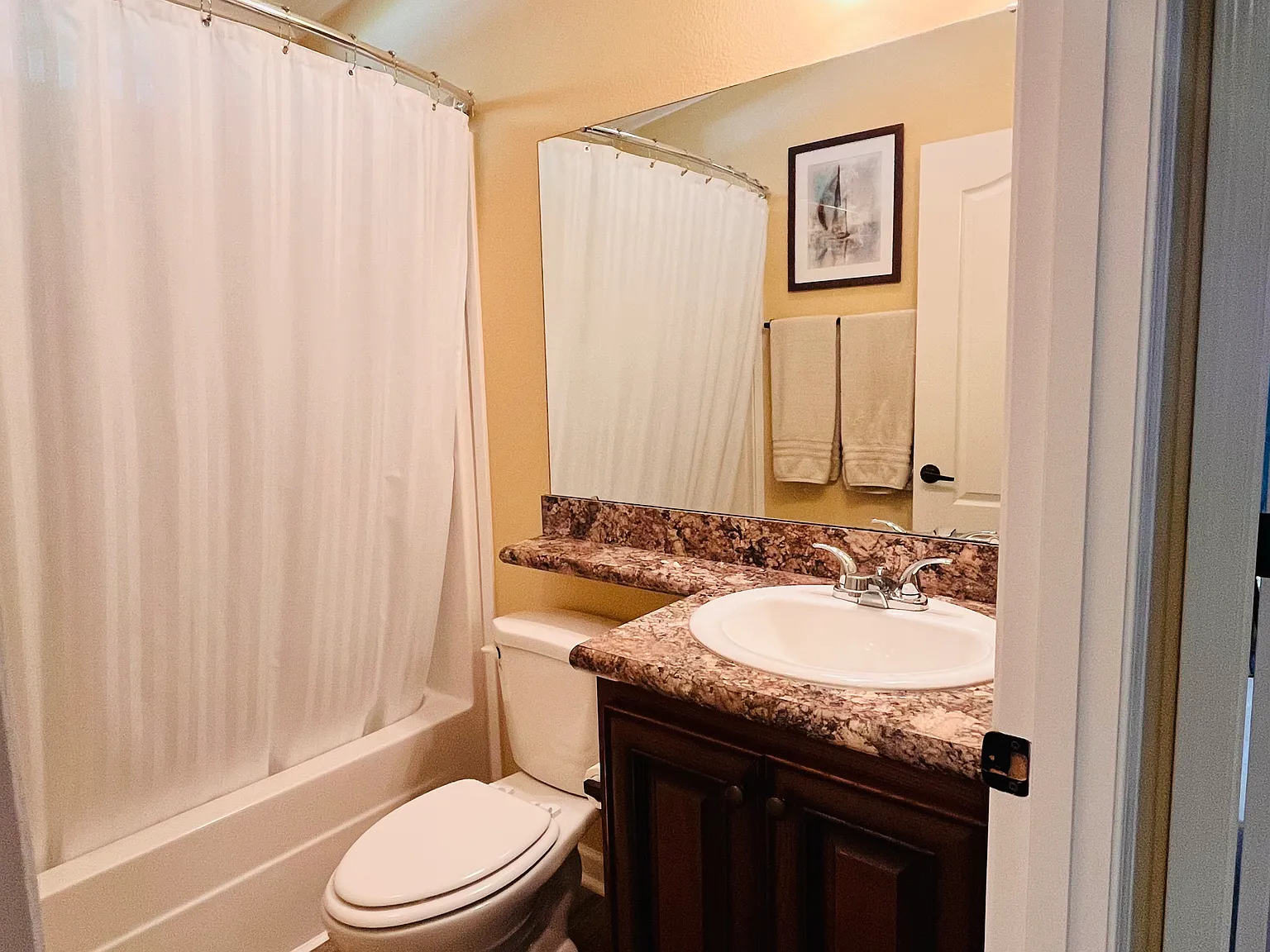 3 bed, $3,600 — Photo 3