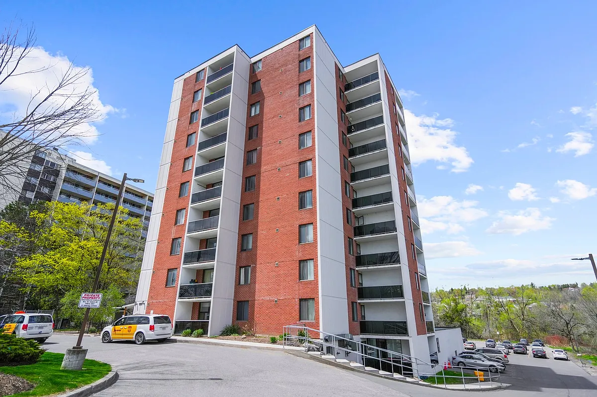 Building Photo - 909 Clonsilla Ave