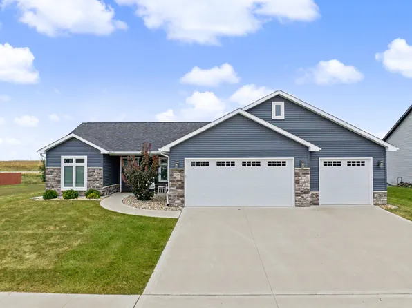 1509 Ledges Dr, Ames, IA 50010