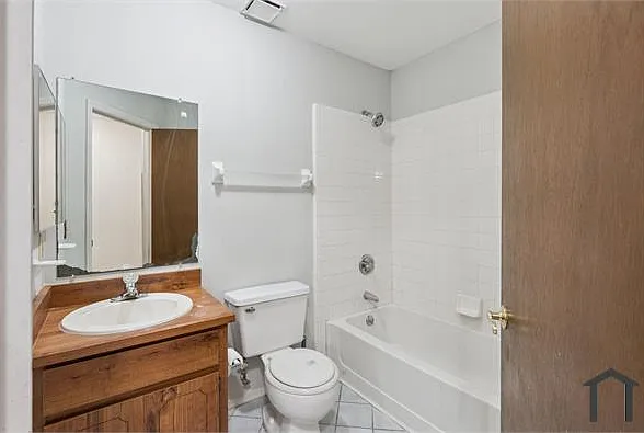 1544 Franklin Cir — Photo 12