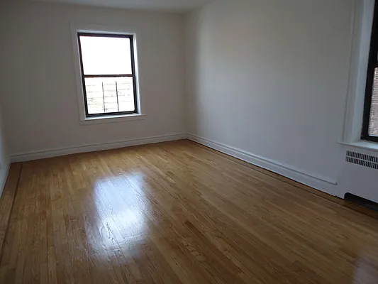 Sold by null | media 10